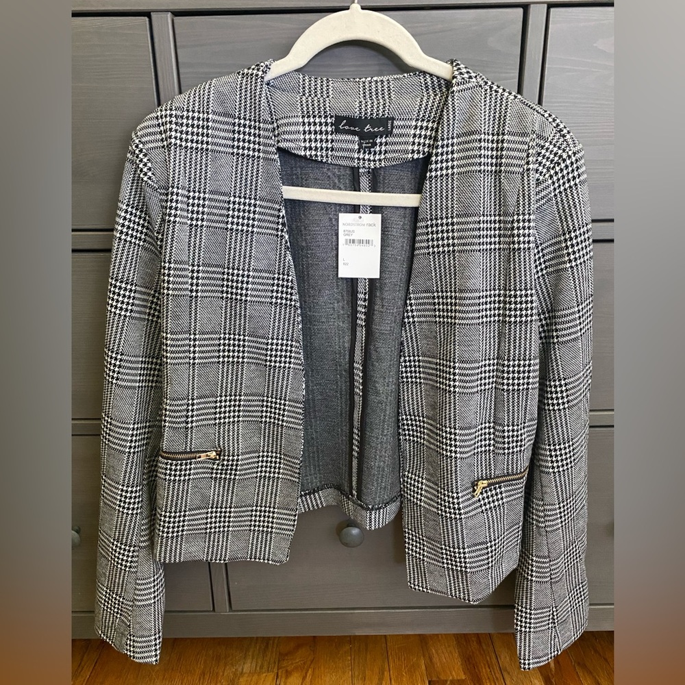 Cropped Blazer, brand new.